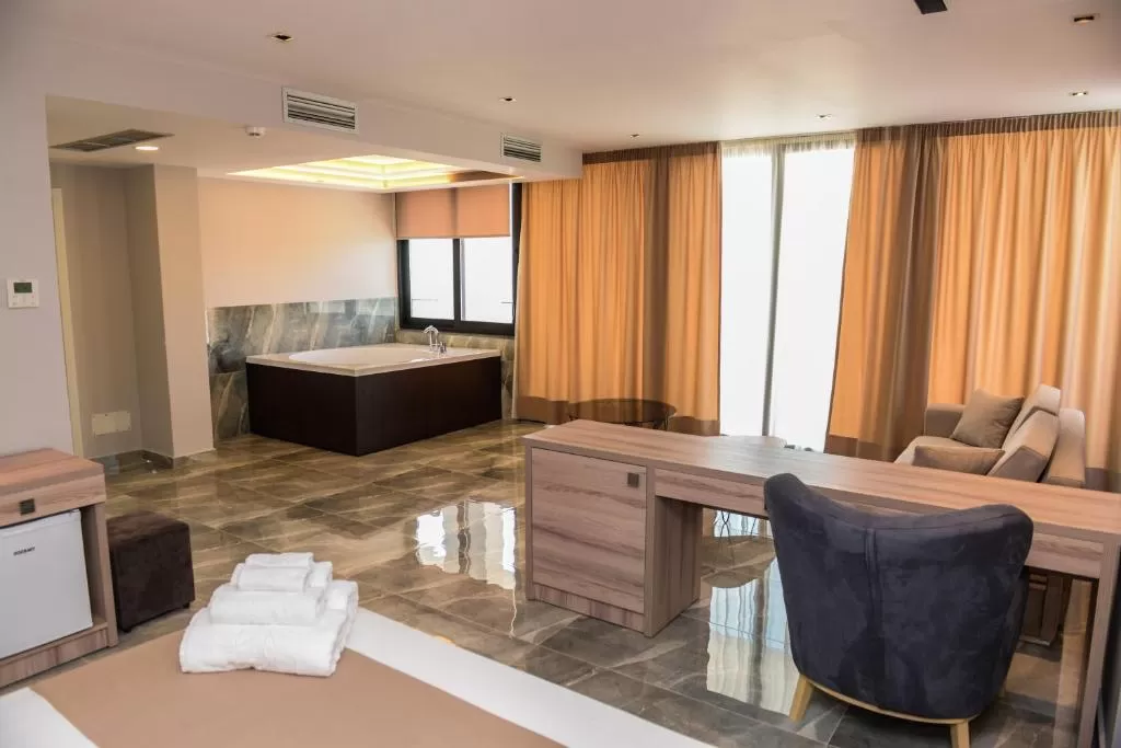 Brilliant Hotel Deluxe Suite 2.jpg